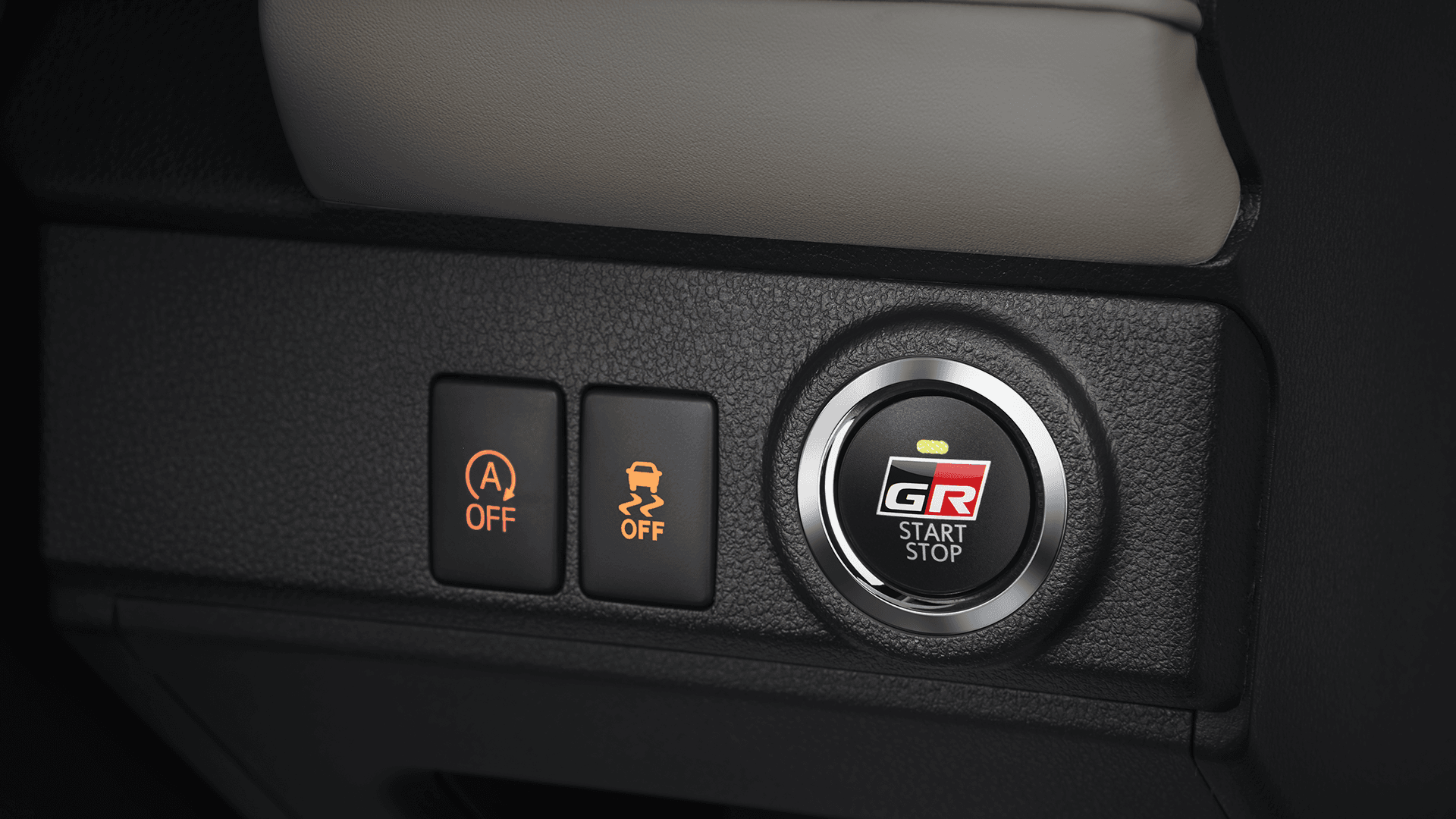 start stop engine toyota rush